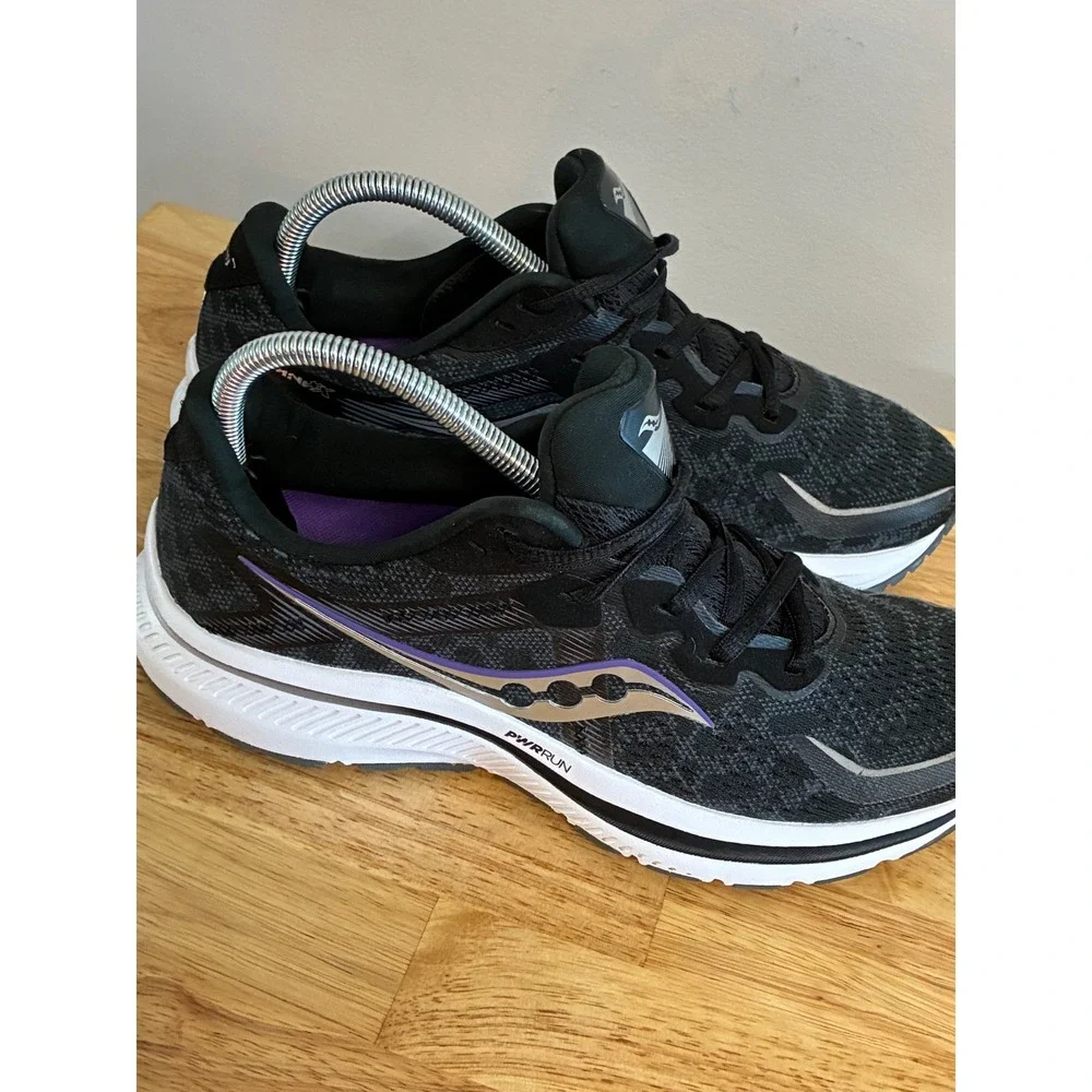 Saucony Omni 20 WomenRunning Shoes Black Silver Purple S10682-20 Stability 8.5W